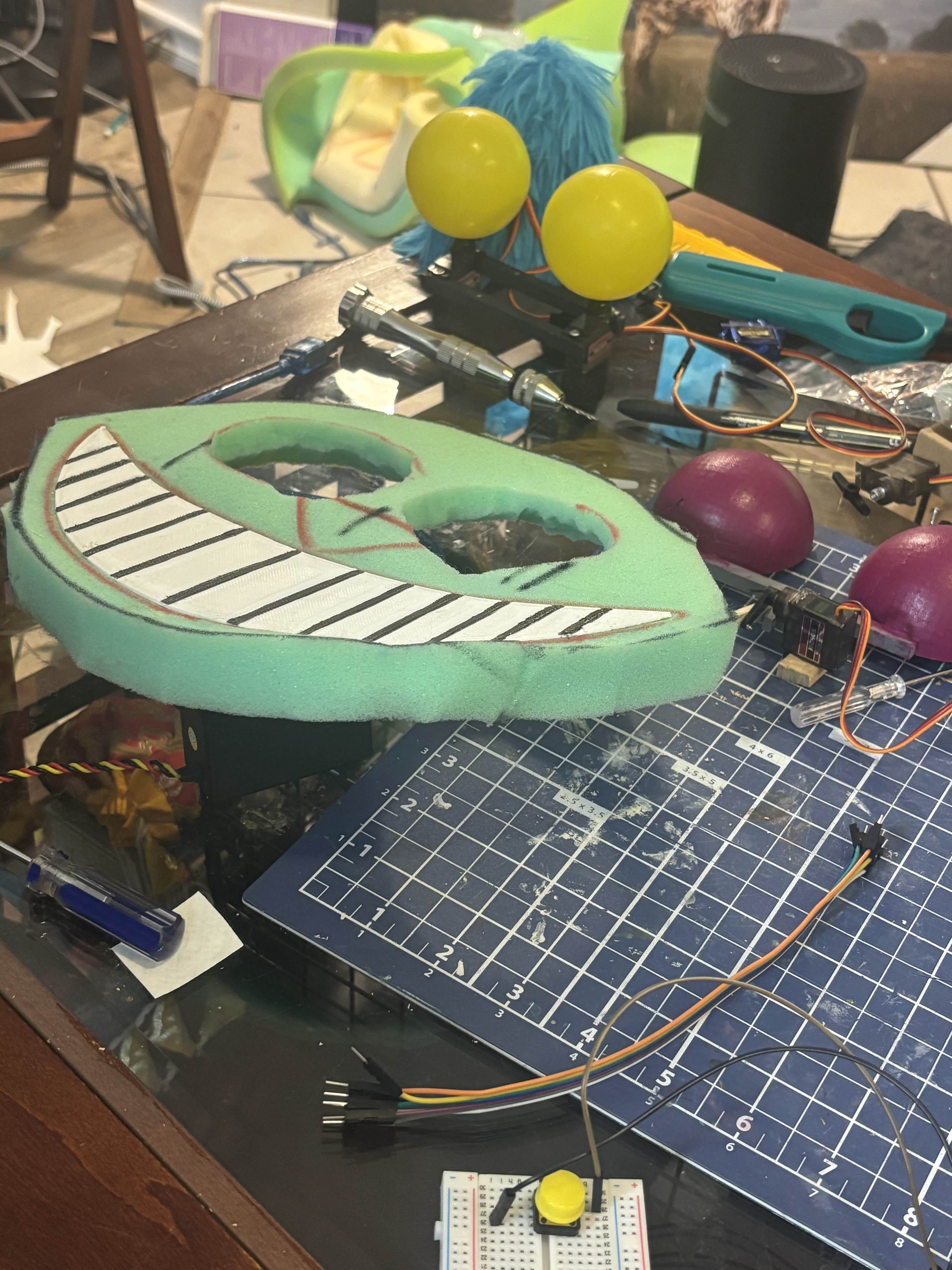 Animatronic Designing Set Dressing